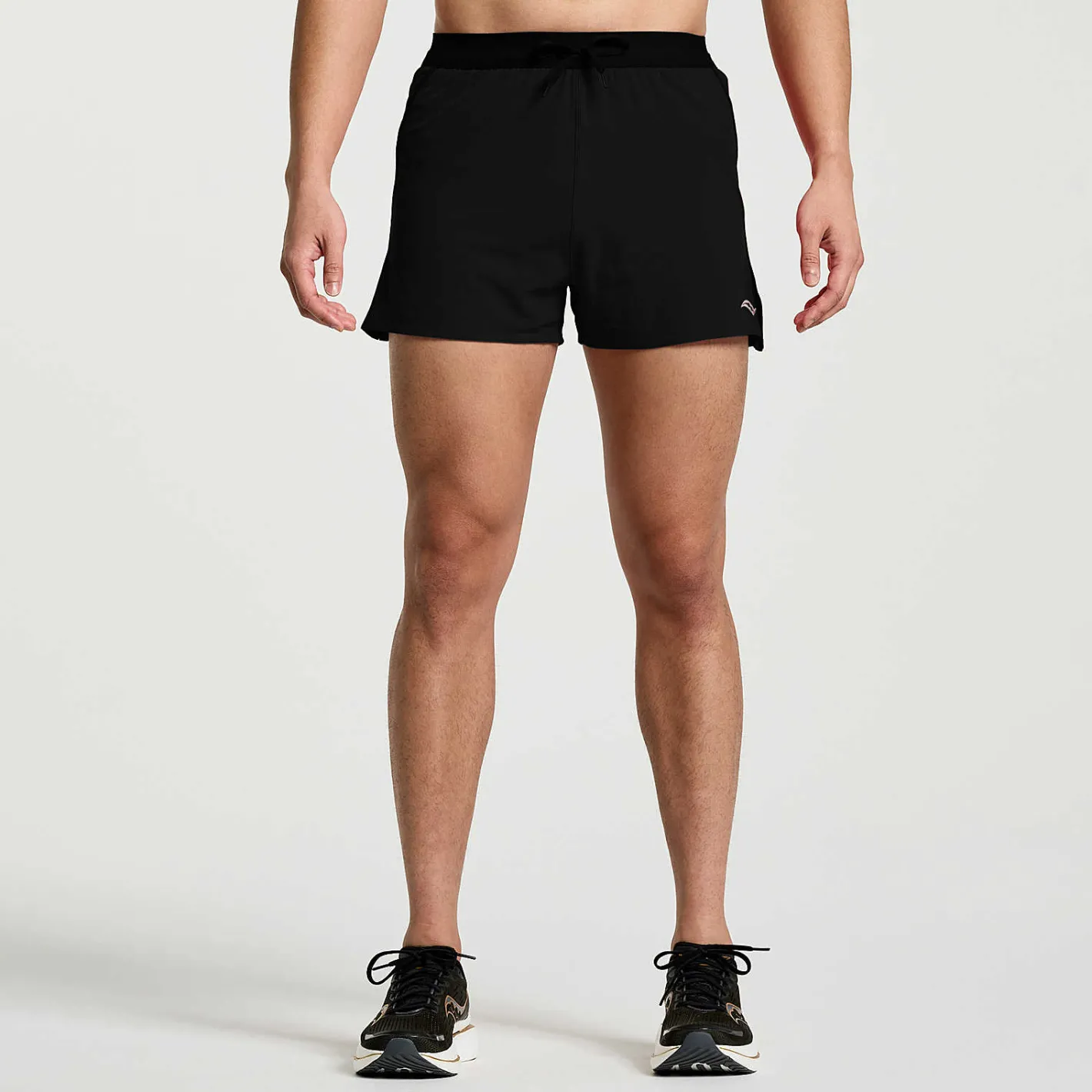 Saucony Outpace 3\" Short< Bottoms