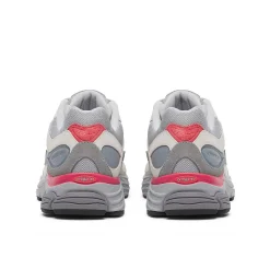 Saucony ProGrid Omni 9 Premium< Sale