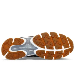 Saucony ProGrid Triumph 4 Secure< Lifestyle