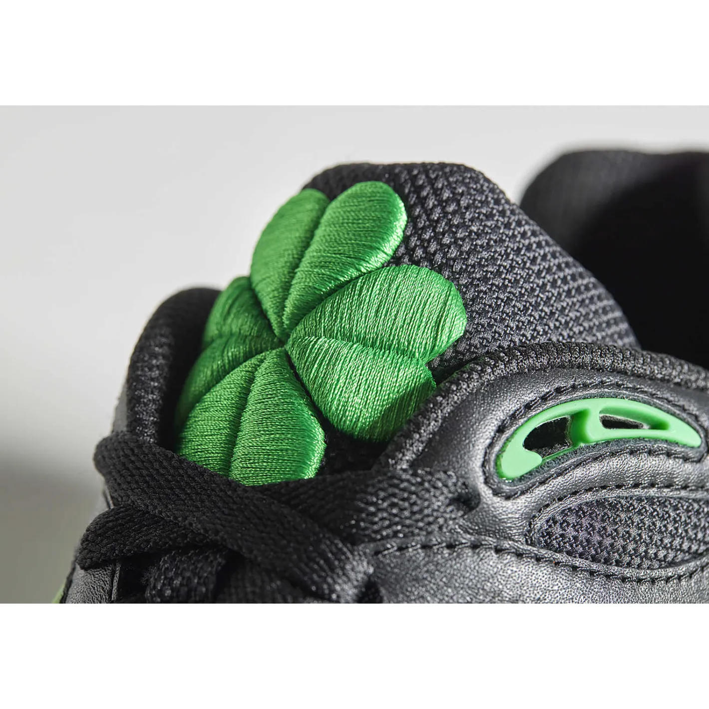 Saucony Shamrock Grid Shadow 2< Sale