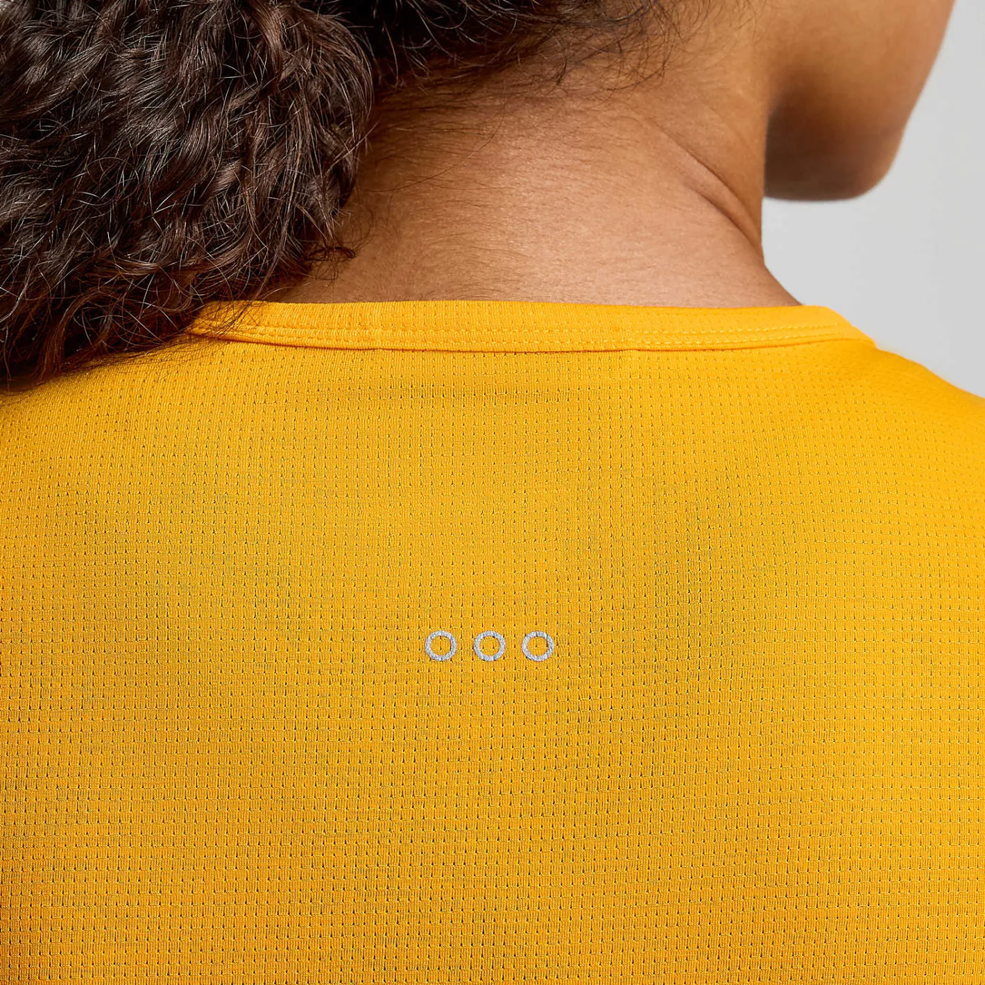 Saucony Stopwatch Short Sleeve<Women Tops