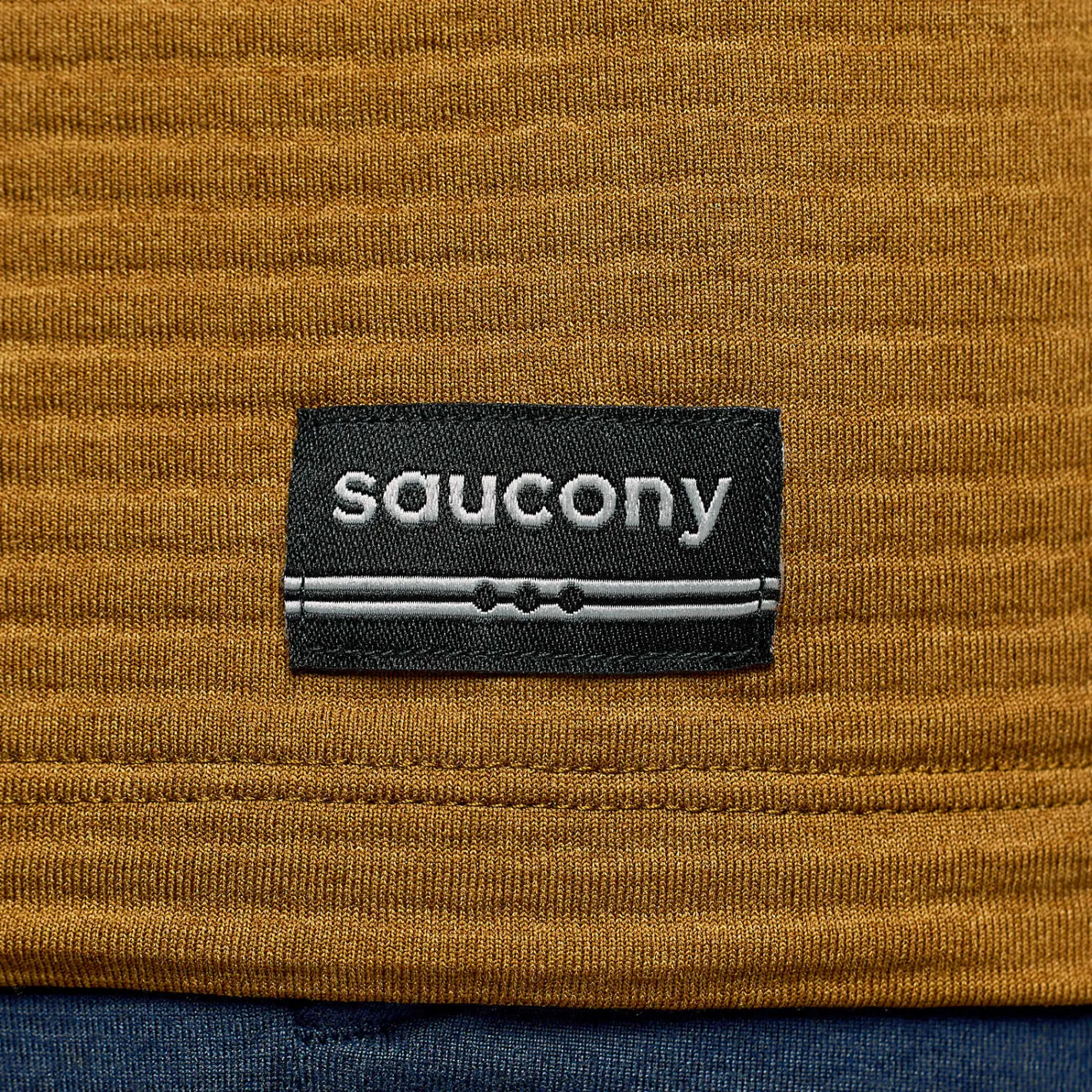 Saucony Triumph 3D Crew< Tops